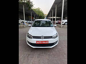 Second Hand Volkswagen Polo Highline 1.6L (P) in Lucknow