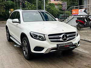 Second Hand मर्सिडीज़ बेंज़ GLC 220 डी प्रोग्रेसिव in बैंगलोर