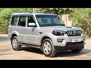 Second Hand Mahindra Scorpio S6 Plus 1.99 [2016-2017] in Ahmedabad