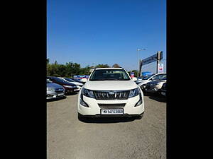 Second Hand Mahindra XUV500 W10 AWD in Pune