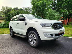 Second Hand Ford Endeavour Titanium Plus 2.0 4x2 AT in Delhi