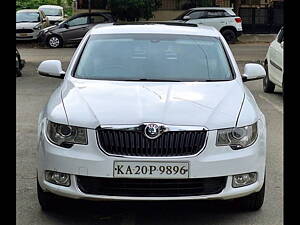 Second Hand Skoda Superb Elegance 2.0 TDI CR AT in Bangalore