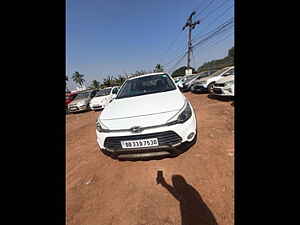 Second Hand हुंडई i20 एक्टिव 1.4 sx in भुवनेश्वर