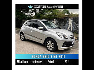 Second Hand Honda Brio V MT in Mumbai