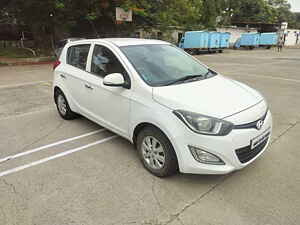 Second Hand हुंडई i20 स्पोर्ट्ज़ 1.4 crdi 6 स्पीड bs-iv in पुणे