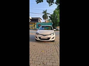 Second Hand Hyundai i20 Magna 1.4 CRDI in Rudrapur