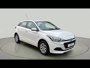 Second Hand Hyundai Elite i20 Magna 1.4 CRDI in Lucknow