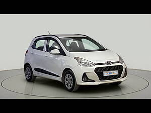 Second Hand Hyundai Grand i10 Sportz 1.2 Kappa VTVT in Delhi