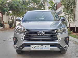 Second Hand टोयोटा इनोवा क्रिस्टा 2.4 vx 7 str [2016-2020] in हैदराबाद