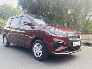 Second Hand Maruti Suzuki Ertiga VXI CNG in Delhi