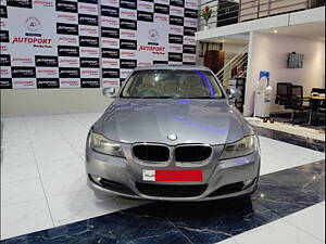 Second Hand BMW 3-Series 320d Highline Sedan in Bangalore