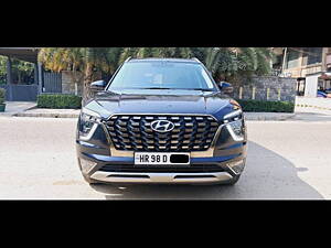 Second Hand Hyundai Alcazar Signature (O) 6 STR 1.5 Diesel AT in Delhi