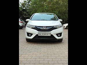 Second Hand Honda Jazz V CVT Petrol in Delhi