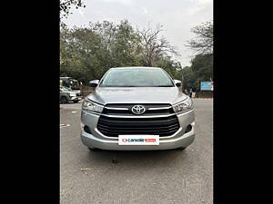 Second Hand Toyota Innova Crysta GX 2.4 7 STR in Delhi