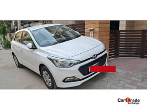 Second Hand Hyundai Elite i20 Sportz 1.2 in Chandigarh