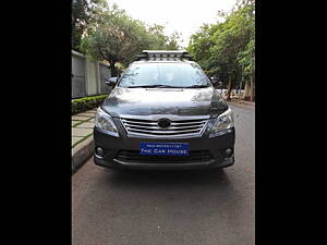 Second Hand Toyota Innova 2.5 V 7 STR in Bangalore