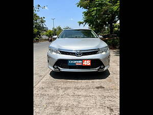 Second Hand Toyota Camry Hybrid in Mumbai