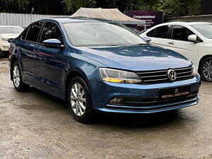 Second Hand Volkswagen Jetta Comfortline TDI in Pune