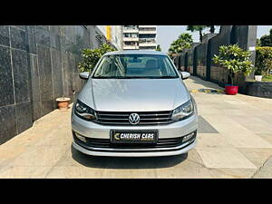 Second Hand Volkswagen Vento Highline Petrol AT in Delhi