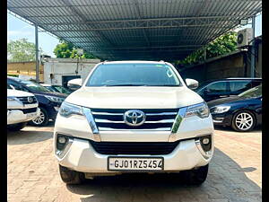 Second Hand Toyota Fortuner 2.8 4x2 AT [2016-2020] in Ahmedabad