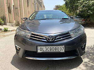 Second Hand Toyota Corolla Altis 1.8 G in Delhi