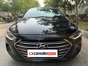 Second Hand Hyundai Elantra 2.0 SX AT in Lucknow