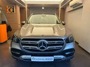 Second Hand मर्सिडीज़ बेंज़ GLE 300d 4मैटिक एलडब्ल्यूबी [2020-2023] in मुंबई