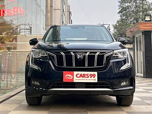 Second Hand Mahindra XUV700 AX 7 Diesel  AT Luxury Pack 7 STR [2021] in Noida