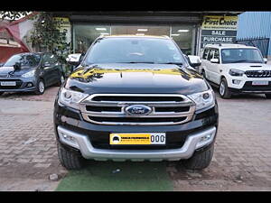 Second Hand Ford Endeavour Titanium 3.2 4x4 AT in Gurgaon