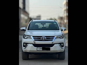 Second Hand Toyota Fortuner 2.8 4x4 AT [2016-2020] in Mohali