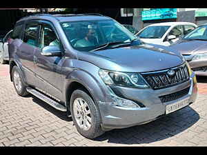 Second Hand महिंद्रा XUV500 w10 in देहरादून