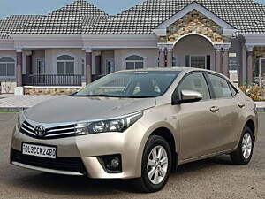 Second Hand Toyota Corolla Altis G Petrol in Delhi