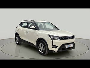 Second Hand Mahindra XUV300 W6 1.2 Petrol in Delhi