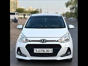 Second Hand Hyundai Grand i10 Magna AT 1.2 Kappa VTVT in Ahmedabad