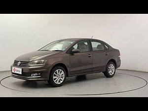 Second Hand Volkswagen Vento Highline Petrol AT in Ahmedabad