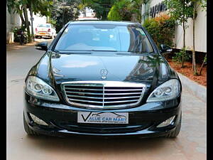 Second Hand Mercedes-Benz S-Class 320 CDI in Hyderabad