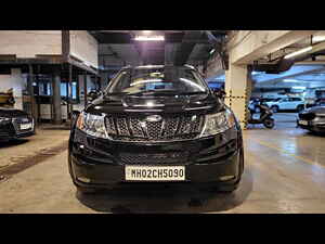 Second Hand మహీంద్రా xuv500	 w8 in ముంబై