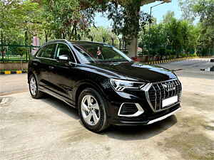 Second Hand ऑडी q3 40 TFSI Premium Plus [2022-2024] in दिल्ली