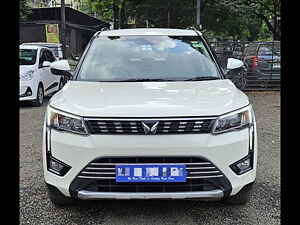 Second Hand महिंद्रा xuv300 w8 (o) 1.2 पेट्रोल एएमटी in नाशिक