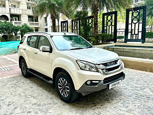 Second Hand Isuzu MU-X 4x4 in Delhi