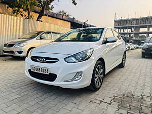 Second Hand Hyundai Verna Fluidic 1.6 VTVT SX Opt in Guwahati