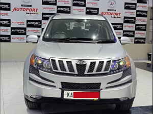 Second Hand மஹிந்திரா  xuv500 w8 in பெங்களூர்