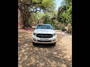 Second Hand Ford Endeavour Titanium 3.2 4x4 AT in Delhi