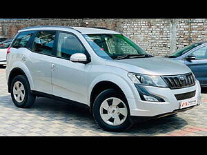 Second Hand Mahindra XUV500 W6 1.99 in Surat