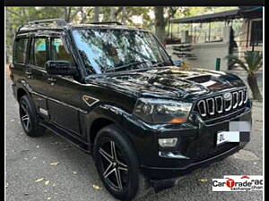 Second Hand Mahindra Scorpio S6 Plus 1.99 [2016-2017] in Delhi