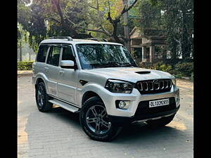 Second Hand Mahindra Scorpio S4 Plus Intelli-Hybrid in Delhi