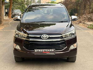 Second Hand Toyota Innova Crysta 2.8 ZX AT 7 STR [2016-2020] in Bangalore