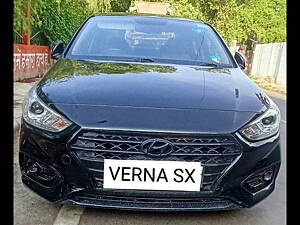 Second Hand Hyundai Verna SX 1.6 CRDi in Kanpur