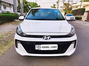 Second Hand Hyundai Aura SX 1.2 CNG in Chandigarh