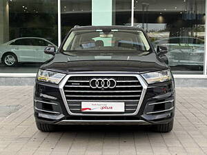 Second Hand Audi Q7 45 TFSI Technology Pack in Surat